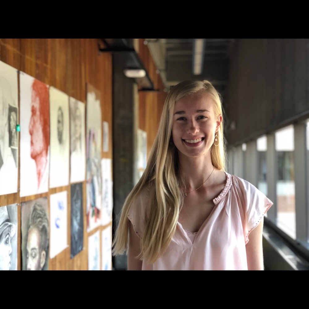 Meet your Posher, Emily
